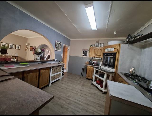 3 BEDROOM HOUSE FOR SALE IN SUNAIR PARK